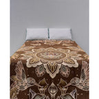 Colcha De Hilo Jacquard Leonora Premium Matrimonial Amplia Dorado Oscuro Colibrís Cafés