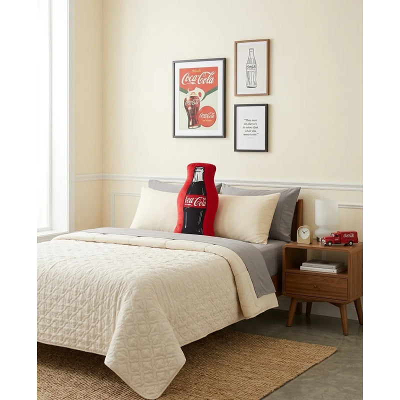 Almohada Providencia Abrazable Coca Cola Super Esponjosa Rojo