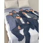 Frazada Matrimonial Ultrasuave De Kpop Army Super Calientita Bts Gris Oscuro
