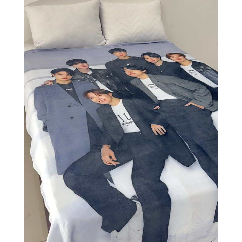 Frazada Matrimonial Ultrasuave De Kpop Army Super Calientita Bts Gris Oscuro
