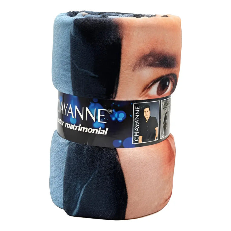 Frazada Matrimonial Providencia De Artistas Super Suave Chayanne Azul Oscuro