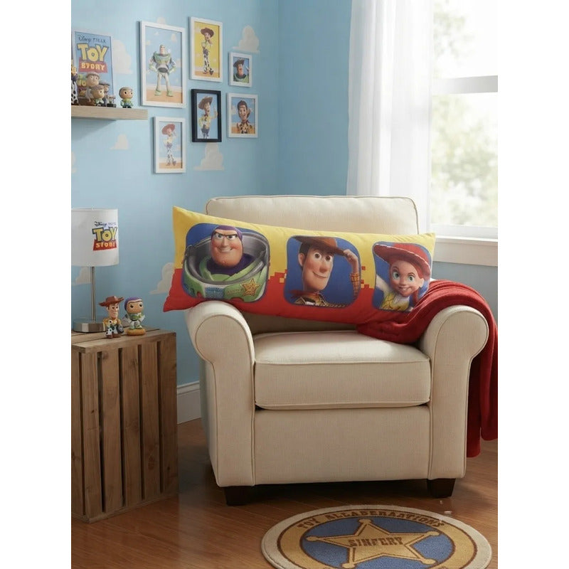 Almohada Providencia Super Jumbo Toy Story 5 Amigos Amarillo