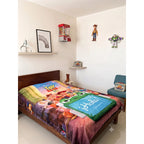 Frazada Providencia Toy Story 5 Matrimonial Calientita Suave Toy Story 5 Amigos 700 G Verde Lima