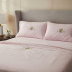 Sabana Matrimonial Lisa Bordada 100% Algodón-diseño Elegante Rosa Claro Ramito Bordado