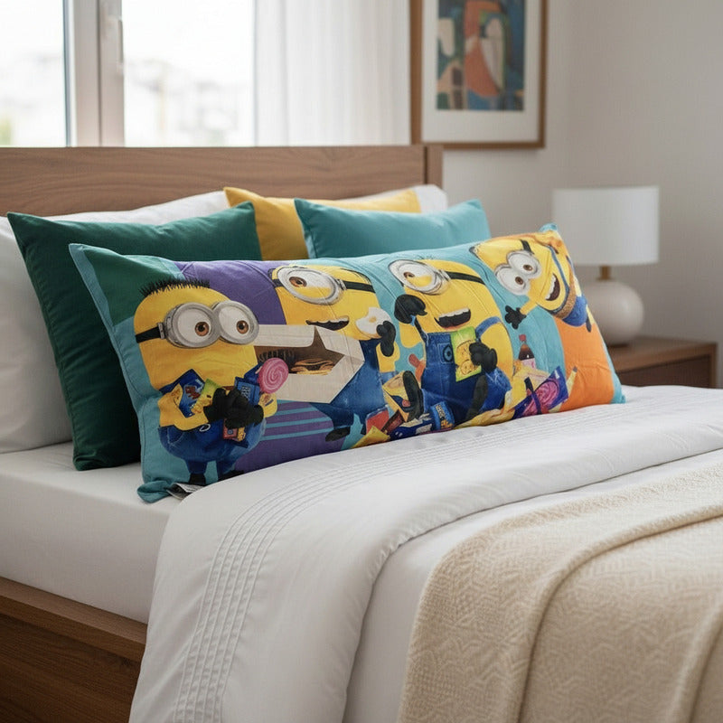 Almohada Providencia Súper Jumbo Minions Team Amarillo
