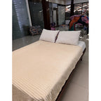 Cobertor Frazada Matrimonial Ligera Super Suave Y Calientita Rayado 700 G Beige