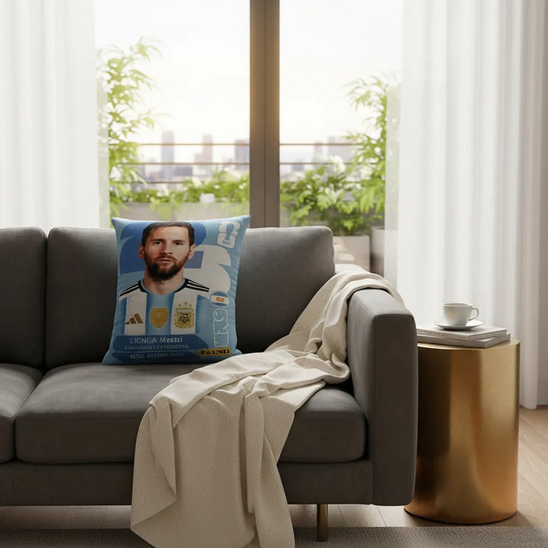 Almohada Providencia Grande De Panini Messi Super Esponjosa Azul Acero