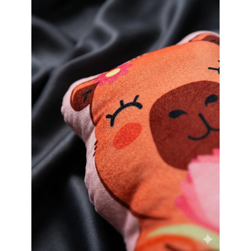Almohada Suave Decorativa Colección Especial- Capibara Chocolate