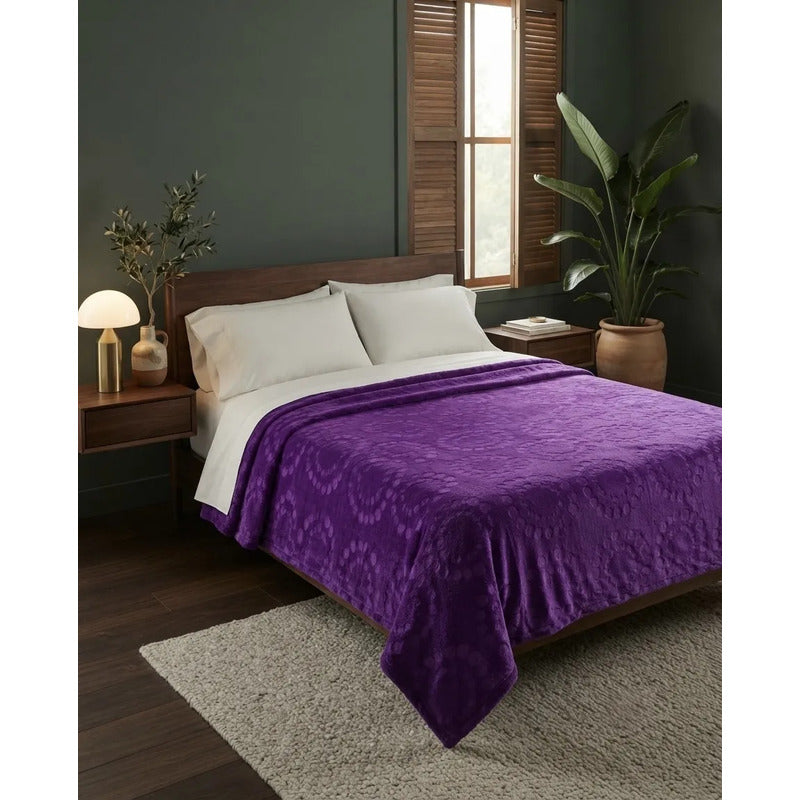 Cobertor Providencia Ligero Matrimonial Premium Térmico Saphire Gofrado 880 G Lila