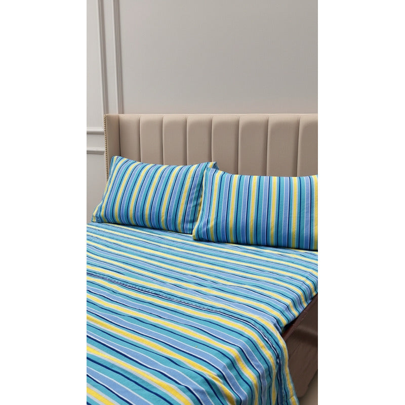 Juego De Sábanas Matrimonial Leonora Franela Planchada 2mts Azul Acero Rayado Azul/amarillo