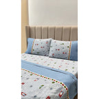 Juego De Sábanas Matrimonial Leonora Franela Planchada 2mts Azul Claro Hojas Azul