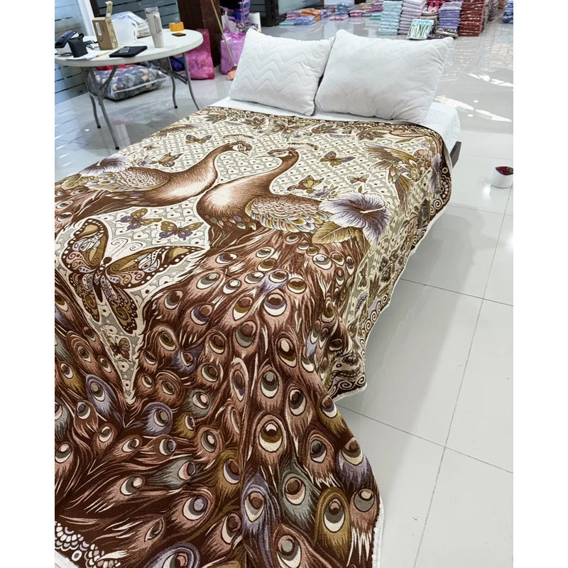 Colcha De Hilo Jacquard Leonora Premium Matrimonial Amplia Dorado Oscuro Pavorreal Café