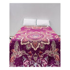 Colcha De Hilo Jacquard Leonora Premium Matrimonial Amplia Violeta Oscuro Colibrís Morado
