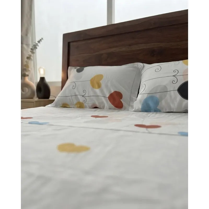 Juego De Sabana Matrimonial Leonora Tacto Suave Y Fresco Blanco Corazones Pop