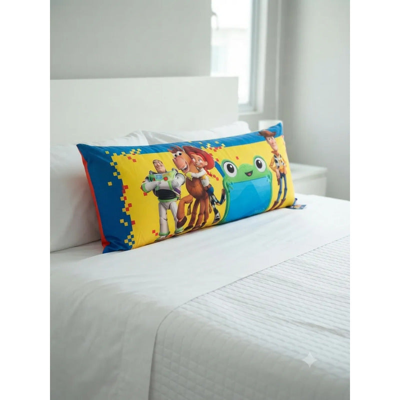 Almohada Providencia Super Jumbo Toy Story 5 Amigos Amarillo