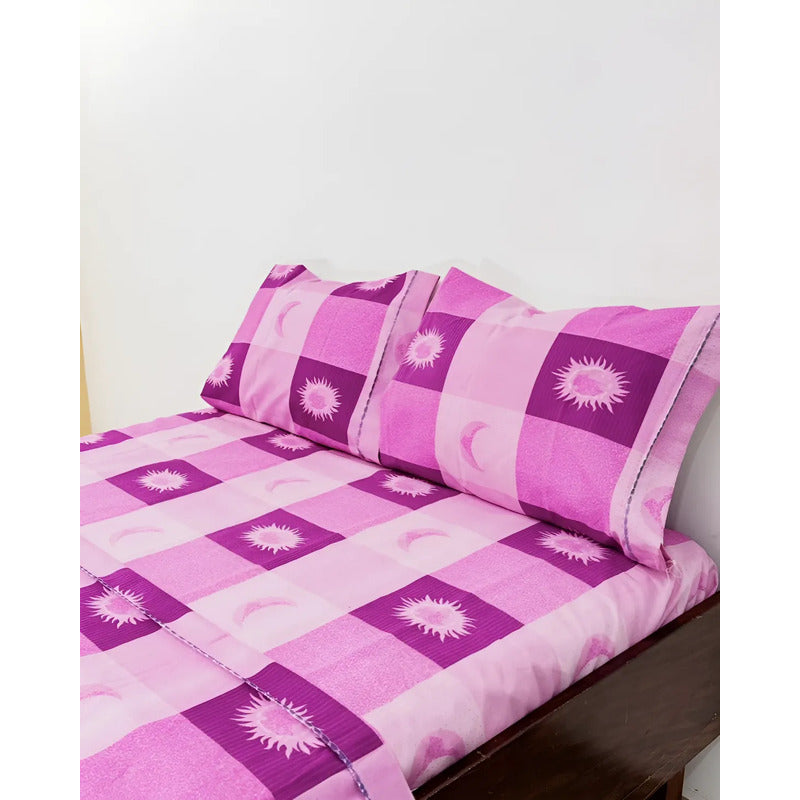 Juego De Sabana Matrimonial 100% Algodón Suaves Y Frescas Violeta Soles Y Lunas Morado
