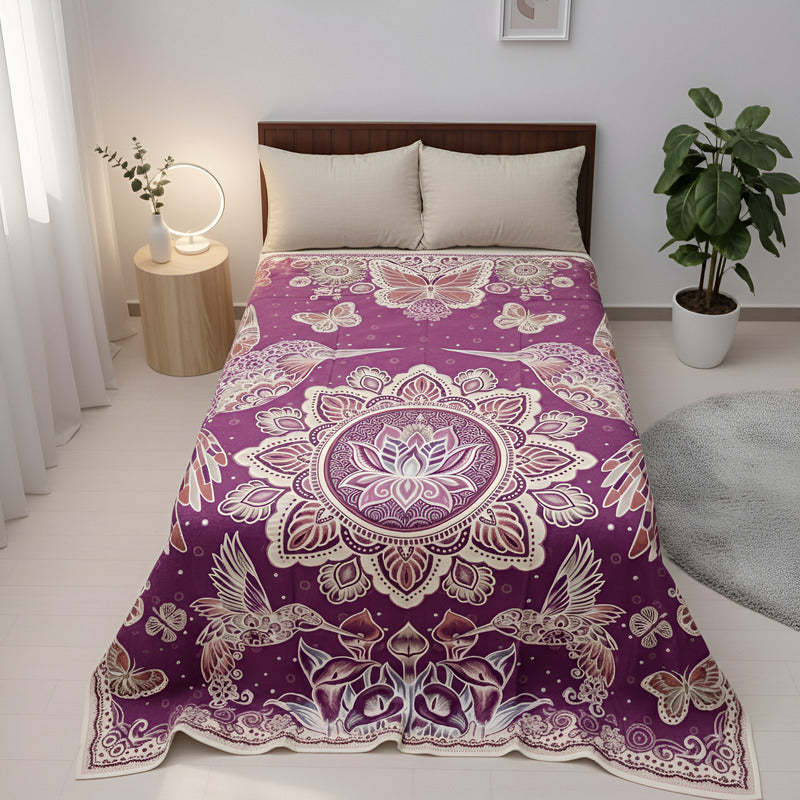 Colcha De Hilo Jacquard Leonora Premium Matrimonial Amplia Violeta Oscuro Colibrís Morado