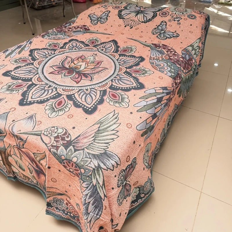 Colcha De Hilo Jacquard Leonora Premium Matrimonial Amplia Coral Claro Colibríes Coral/turquesa